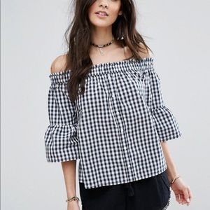 Abercrombie & Fitch Off-Shoulder Gingham Top